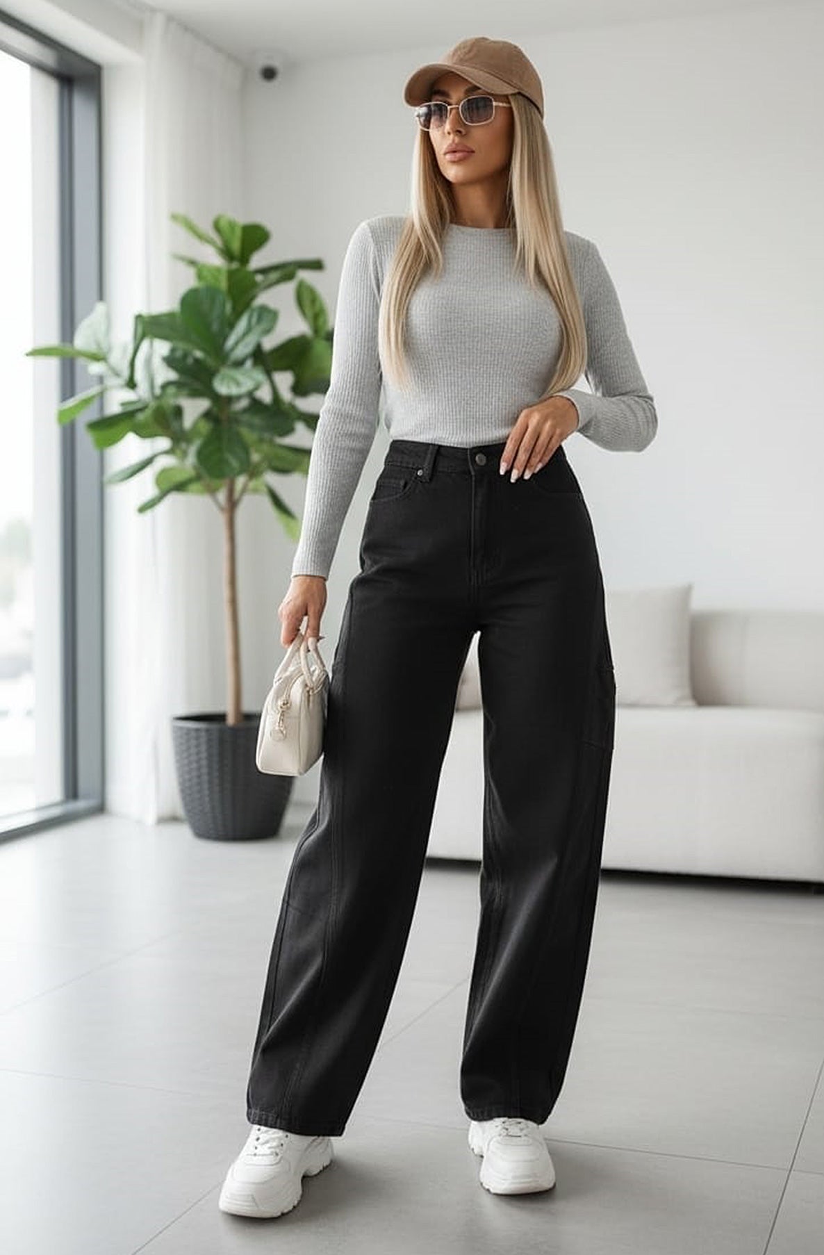 Calla Balloon Loose Fit High Waisted Denim Jeans-Black