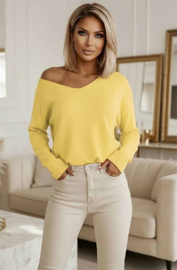 Mollie V-Neck Relaxed Lightweight Knit Jumper - Yellow