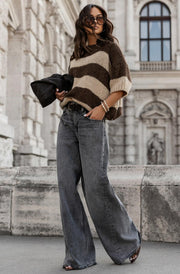 Niri Block Contrast Short Sleeve Knitted Jumper-Brown