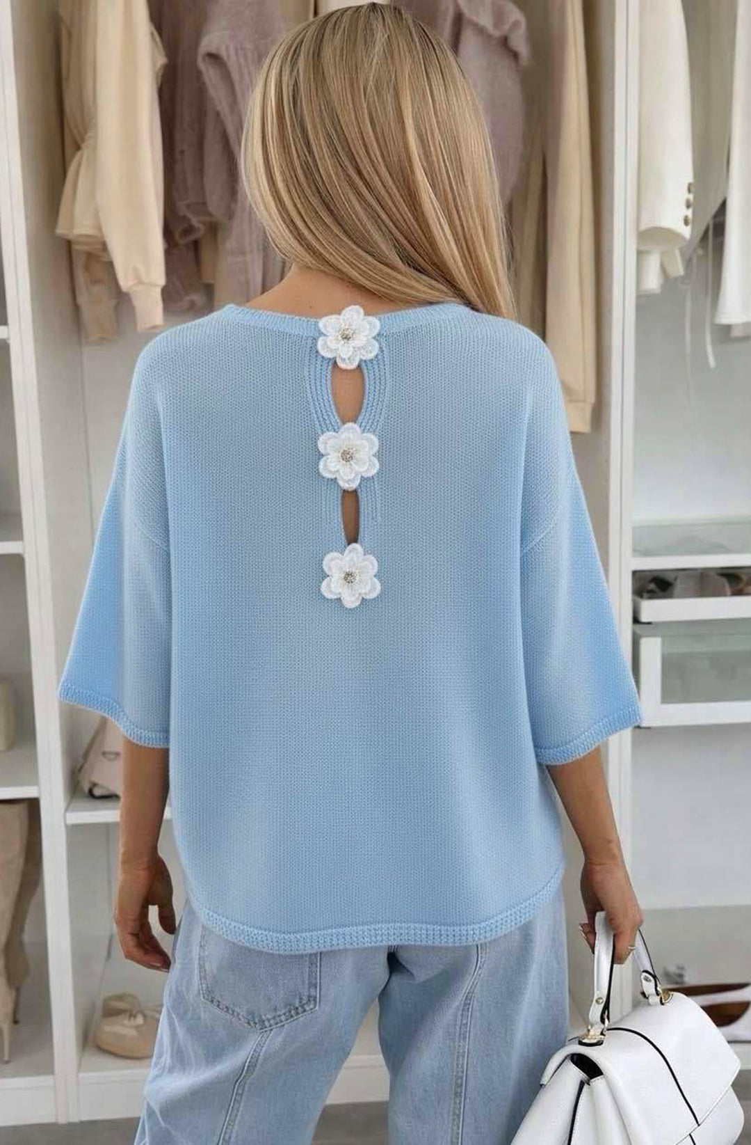 Phoebe Floral Appliqué Lightweight Open-Knit Fabric Knitted Jumper - Blue