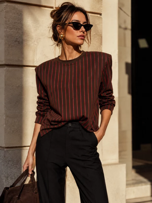 EA-TE506-3 Faustine brown-and-red striped T-shirt, front view and round neckline